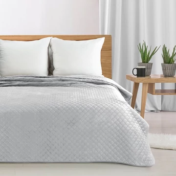 Ariel ágytakaró elegáns design puha velúr ezüst szín Ariel ágytakaró elegáns design puha velúr ezüst szín