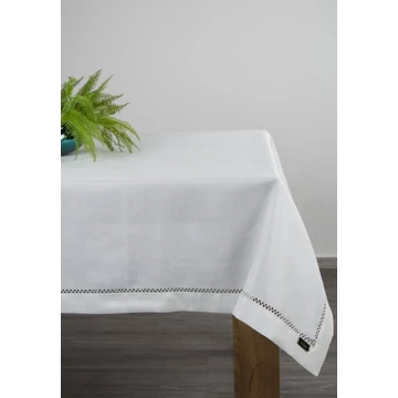 Emily asztalterítő merezéssel 100% poliészter fehér