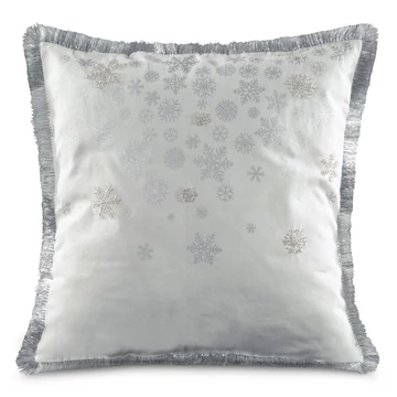 Karácsonyi párnahuzat rojtokkal az oldalán Karácsonyi párnahuzat rojtokkal az oldalán