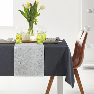 Anita asztalterítő 6 dekoratív szalaggal 100% poliészter acélszín Anita asztalterítő 6 dekoratív szalaggal 100% poliészter acélszín