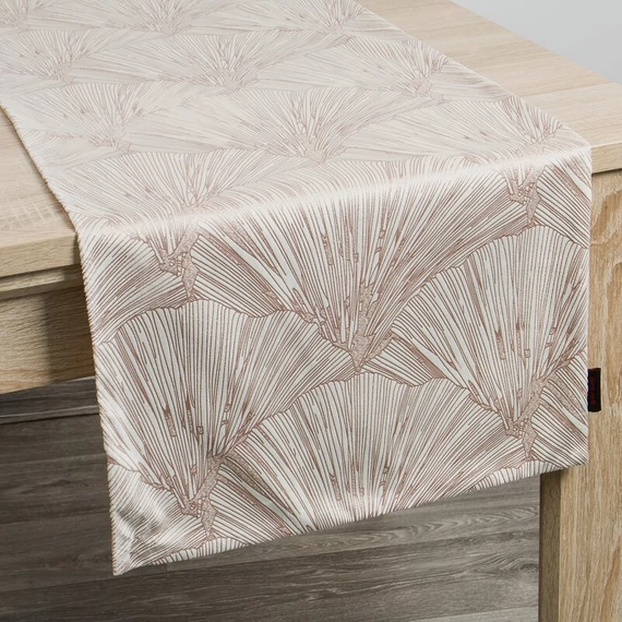 Goja asztalterítő Pierre Cardin bársonyos fényes krémszínű Goja asztalterítő Pierre Cardin bársonyos fényes krémszínű